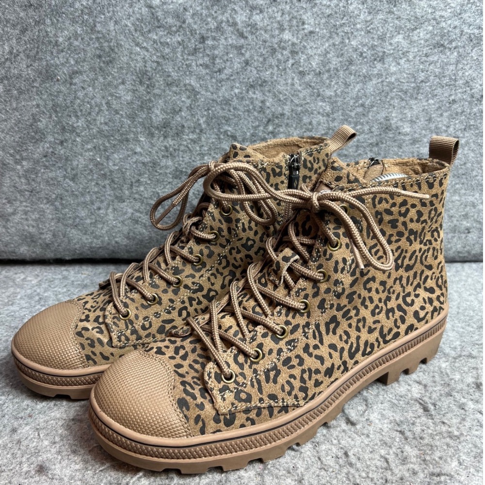 Skechers Street Trax Leopard Print High Top Boots Tan Black Animal Sneakers 9